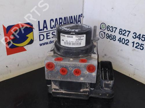 Used ABS pump TOYOTA YARIS (_P13_) 1.3 (NSP130_, NSP130) (99 hp) 16504350