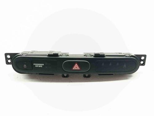 warning-switch-kia-carens-iv-2013-36160236 main image