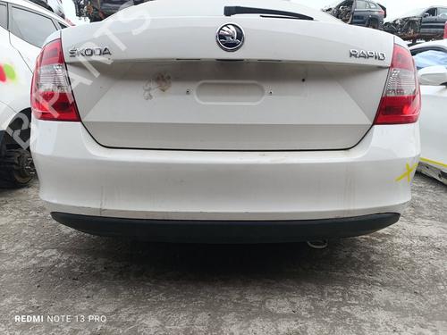 Pare-chocs arrière RENAULT RAPID [1994-1998]  31664797