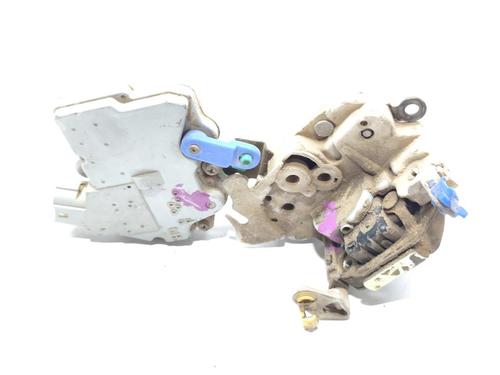 Used Front left lock NISSAN TERRANO II (R20) [1992-2007]  26734265