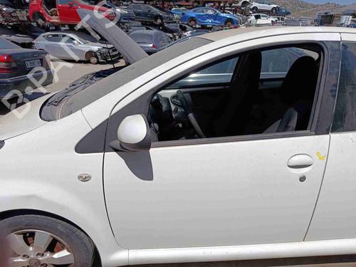 Used Left front door Left front door 38093106 38093106