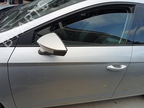 Used Left front door SEAT LEON ST (5F8) [2012-2020]  31026914