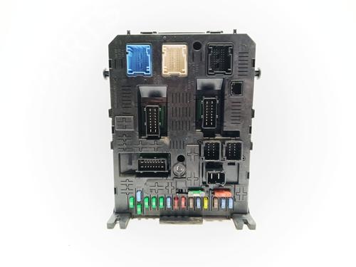Used Fuse box Fuse box CITROËN BERLINGO Box Body/MPV (B9) 1.6 HDi / BlueHDi 75 (75 hp) 34584067 34584067