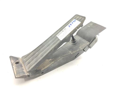 Used Pedal BMW 3 (E90) 318 d (122 hp) 16512352
