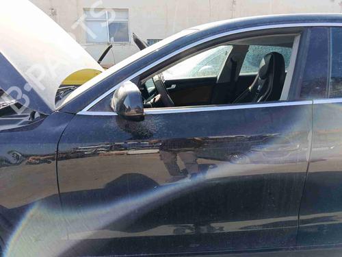 Used Left front door Left front door 39246178 39246178