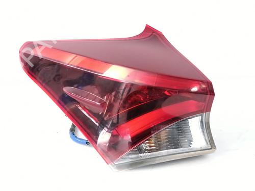 left-taillight-toyota-auris-_e18_-2012-2013-2014-2015-2016-2017-2018-2019-35787570 main image