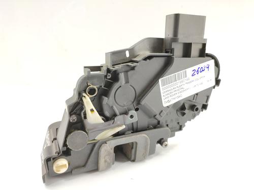 Rear left lock LAND ROVER DISCOVERY III (L319) 2.7 TD 4x4 | BP16513908C100 