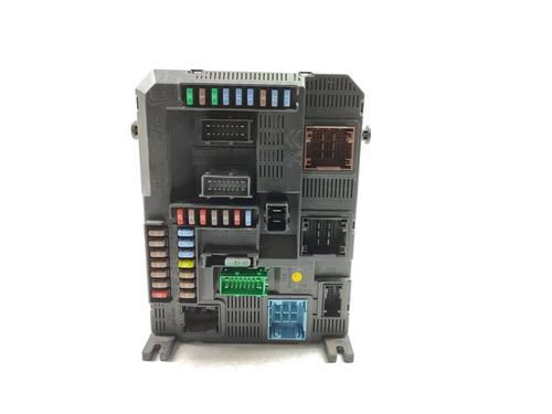 electronic-module-peugeot-2008-i-cu_-2013-31339874 main image