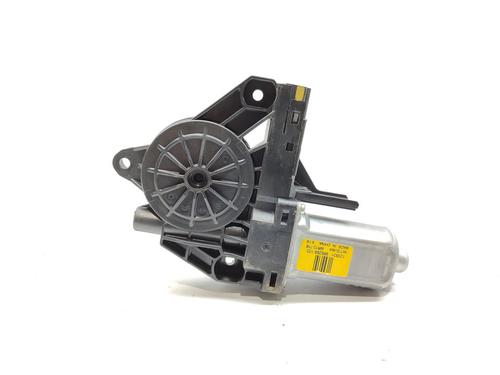 Used Left front window motor VOLVO V40 Hatchback (525) D3 (150 hp) 19647061