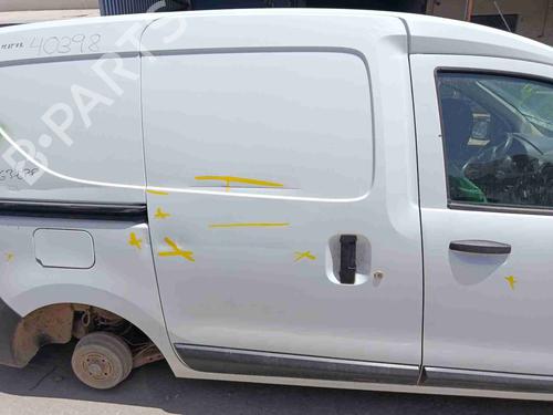Used Right slide door Right slide door 36927935 36927935
