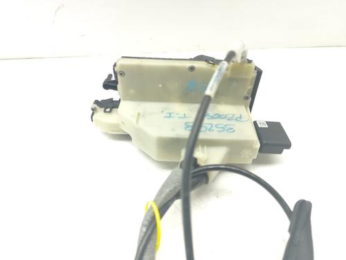 Rear left lock PEUGEOT 2008 I (CU_)  | BP27376778C100 