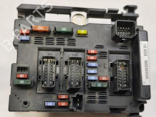 Used Fuse box PEUGEOT 206 Hatchback (2A/C) 1.4 HDi eco 70 (68 hp) 25793398