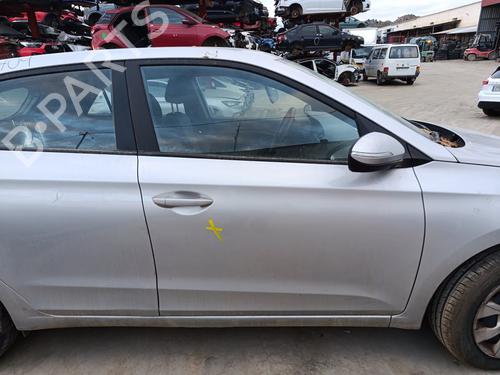 Used Right front door HYUNDAI i20 II (GB, IB) 1.2 (84 hp) 30482046
