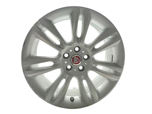 flk-jaguar-xe-x760-2015-33023593 main image