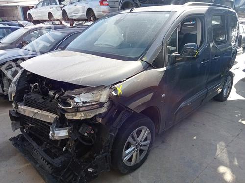 Left mirror TOYOTA PROACE CITY VERSO MPV (BKY_) 1.5 D-4D 130 (BKYM) | BP32026145C26 