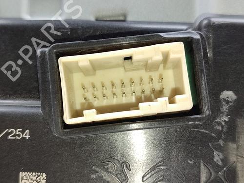 Instrument cluster CITROËN C4 III (BA_, BB_, BC_) 1.2 PureTech 130 (BAHNSA, BAHNSB) | BP29904727C47