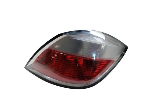 Used Right taillight OPEL ASTRA H (A04) [2004-2014]  31979808