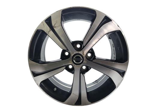 flk-nissan-pulsar-hatchback-c13-2014-33027332 main image