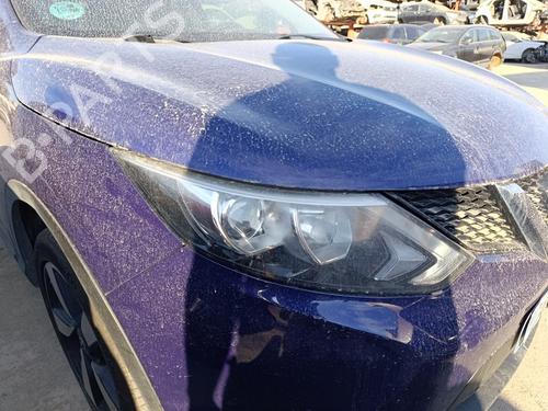 Used Right headlight NISSAN QASHQAI II (J11, J11_) 1.2 DIG-T (115 hp) 28839217