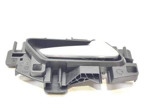 Used Front right exterior door handle PEUGEOT 3008 II SUV (MC_, MR_, MJ_, M4_) [2016-2025]  26696091