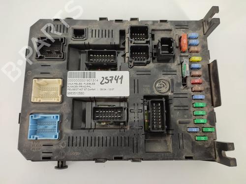 Used Fuse box PEUGEOT 407 (6D_) 1.6 HDi 110 (6D9HZC, 6D9HYC) (109 hp) 16510390