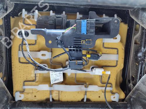 Right front seat PEUGEOT PARTNER Box Body/MPV 1.6 BlueHDi 100 | BP19041533C16 