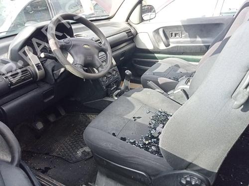 Left taillight LAND ROVER FREELANDER I (L314) 2.0 Td4 4x4 | BP28588827C34