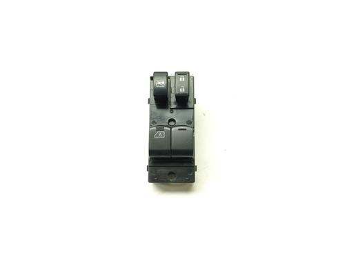 Used Left front window switch NISSAN MICRA IV (K13K, K13KK) 1.2 (80 hp) 33208611