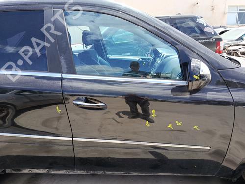 Used Right front door Right front door MERCEDES-BENZ M-CLASS (W164) ML 320 CDI 4-matic (164.122) (224 hp) 35756441 35756441
