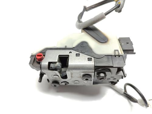 Rear left lock PEUGEOT 2008 I (CU_) 1.2 THP 110 / PureTech 110 | BP16532436C100