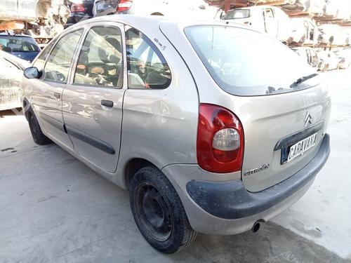 Left mirror CITROËN XSARA PICASSO (N68) 1.6 HDi | BP19121064C26 