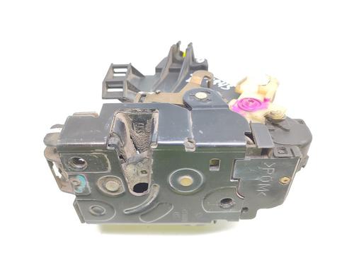 Front right lock VW TRANSPORTER T5 Van (7HA, 7HH, 7EA, 7EH) 2.5 TDI | BP16817376C97 