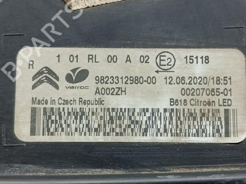 Right front indicator CITROËN C3 III (SX) 1.2 PURETECH 82 | BP31852584C33