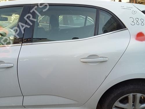 Used Left rear door RENAULT MEGANE IV Hatchback (B9A/M/N_) [2015-2025]  30697540