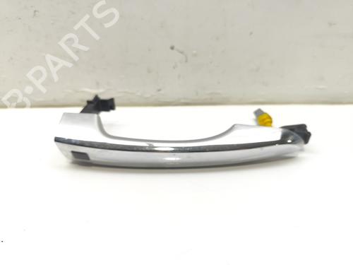 Used Front right exterior door handle HYUNDAI TUCSON (TL, TLE) 2.0 CRDi All-wheel Drive (136 hp) 25798793