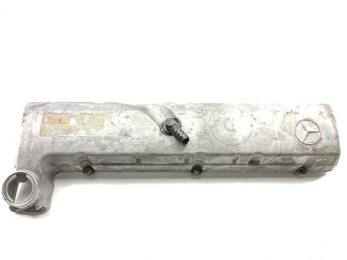 Used Valve cover MERCEDES-BENZ E-CLASS (W210) E 290 Turbo-D (210.017) (129 hp) 16516704