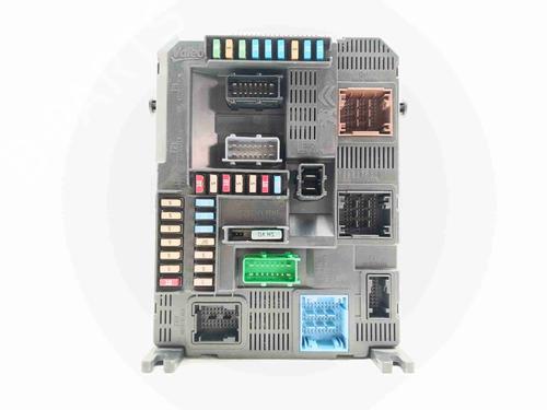 Used Fuse box Fuse box PEUGEOT 208 I (CA_, CC_) [2012-2021] 39721801 39721801