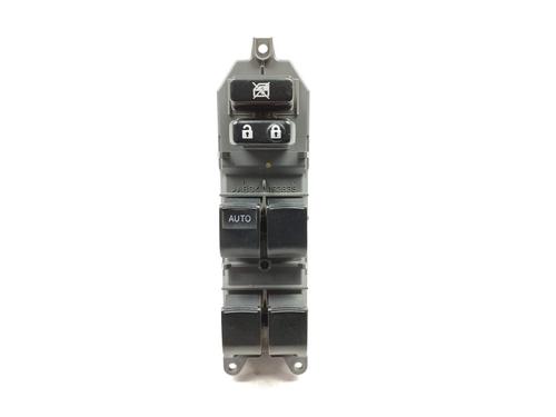 Used Left front window switch TOYOTA AURIS (_E15_) 1.4 D-4D (NDE150_, NDE150R) (90 hp) 30001559