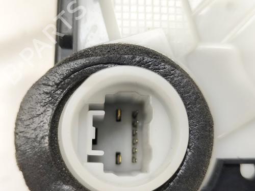 Front left lock TOYOTA YARIS (_P13_) 1.5 Hybrid (NHP130_) | BP26533065C98 