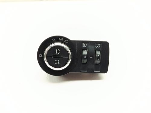 Used Headlight switch Headlight switch CHEVROLET ORLANDO (J309) 2.0 D (131 hp) 33932797 33932797