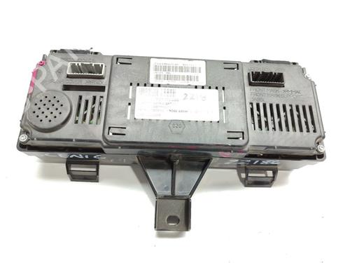 Instrument cluster RENAULT SCÉNIC III (JZ0/1_)  | BP16504064C47 