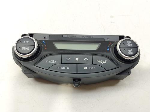 Used Climate control TOYOTA YARIS (_P13_) 1.5 Hybrid (NHP130_, NHP130) (101 hp) 26696196