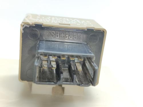 Fuse box TOYOTA LAND CRUISER PRADO (_J12_) 3.0 D-4D (KDJ120, KDJ125) | BP17536662E1 