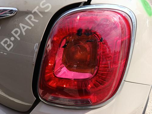 right-taillight-fiat-500x-334_-2014-32695727 main image