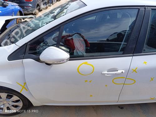Used Left front door PEUGEOT 208 I (CA_, CC_) [2012-2021]  24396462
