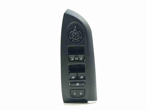 left-front-window-switch-fiat-500x-334_-2014-38012977 main image