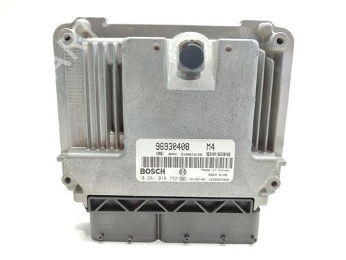 Engine control unit (ECU) CHEVROLET EPICA (KL1_) 2.0 D (150 hp) 17637743