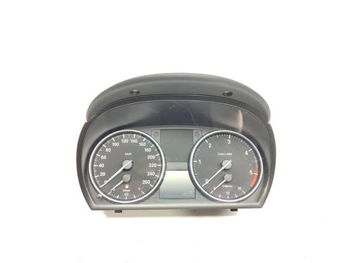 Used Instrument cluster BMW 3 Touring (E91) 318 d (122 hp) 17023699