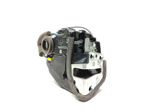 Rear left lock TOYOTA AURIS Estate (_E18_) 1.8 Hybrid (ZWE186_, ZWE186R, ZWE186H) | BP29715465C100 
