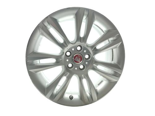 flk-jaguar-xe-x760-2015-33023590 main image